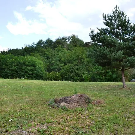 Vár-camping Campeggio