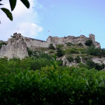 Var-camping * Sirok