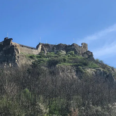 Var-camping مكان تخييم Sirok