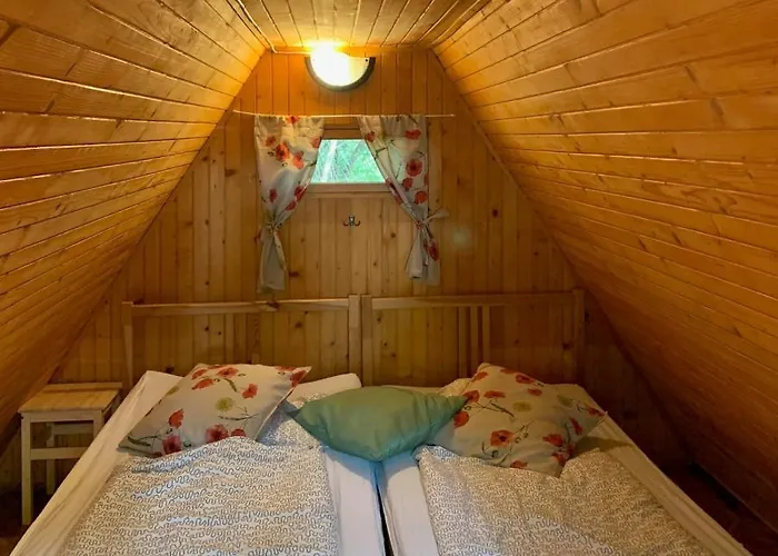 אתר קמפינג Var-camping Sirok