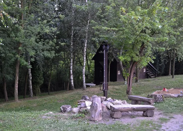 Vár-camping Campeggio *